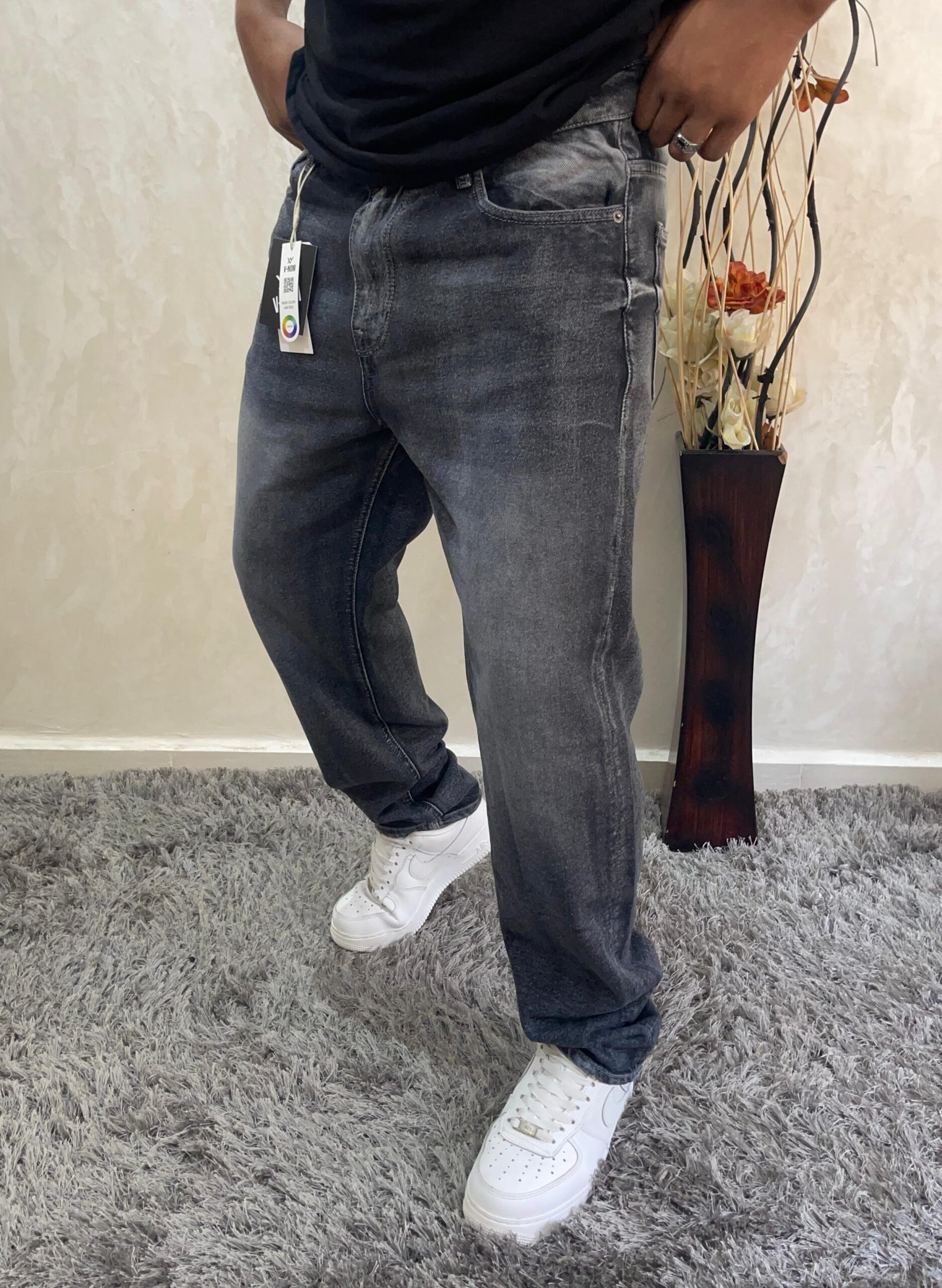 Men's Legendary Relaxed Straight Jean - Image 4