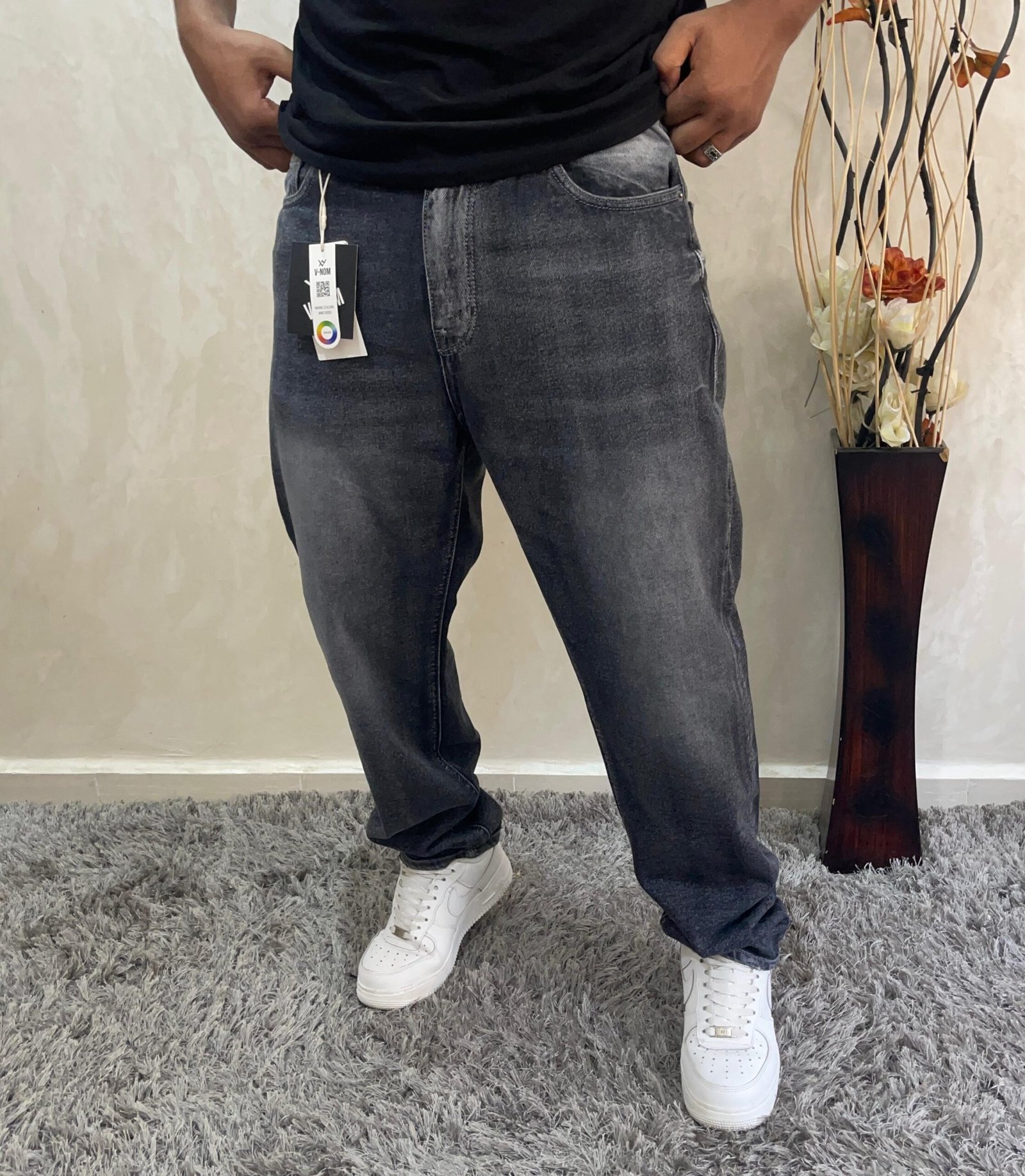 Men's Legendary Relaxed Straight Jean - Image 3