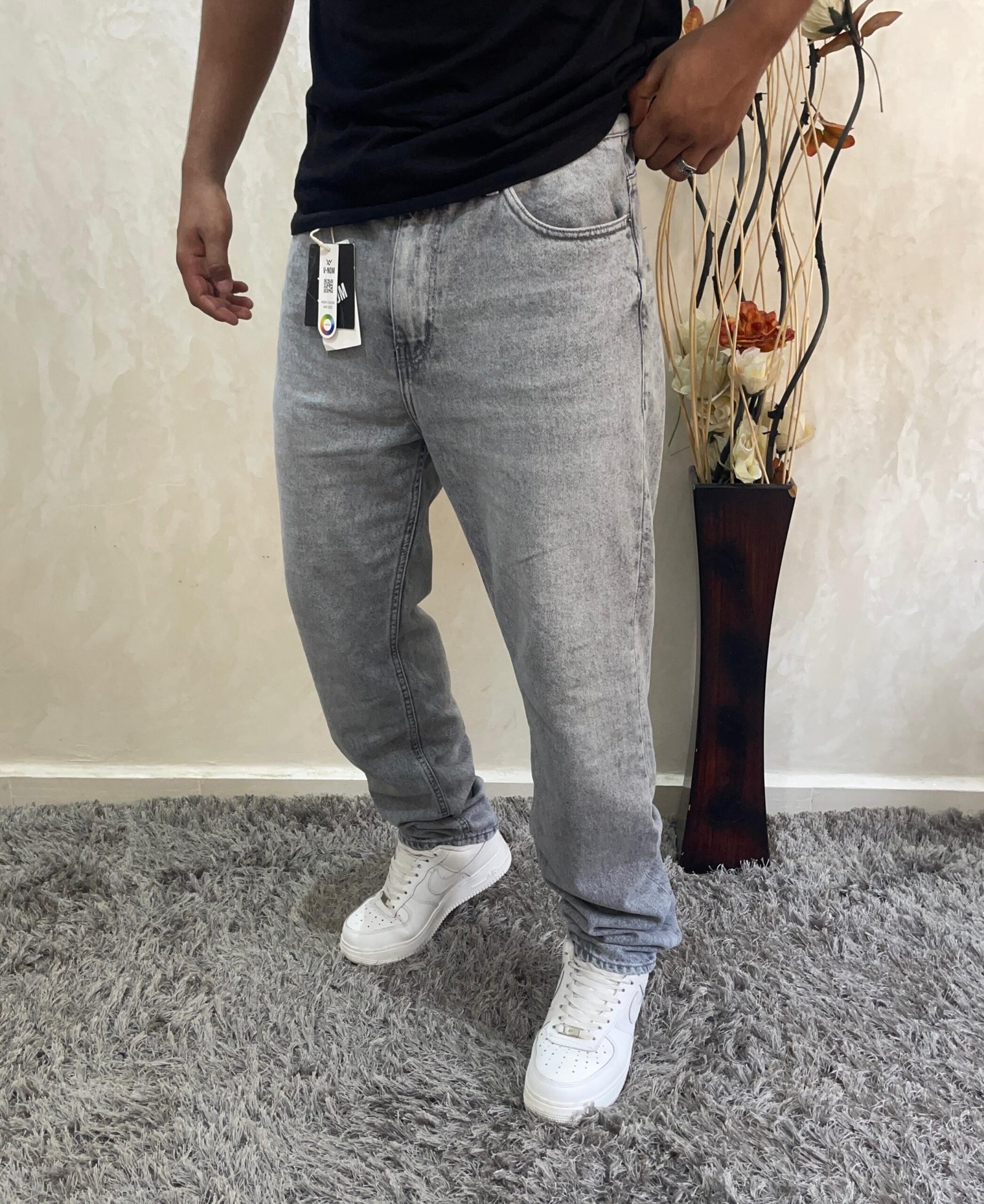 Men's Legendary Relaxed Straight Jean - Image 2
