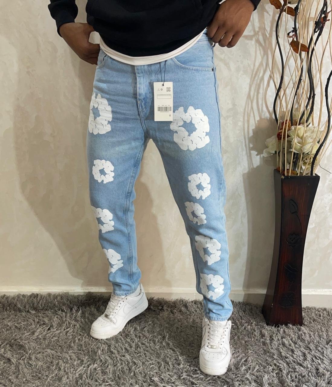 Men Flower Print Graphic Jeans - Image 3
